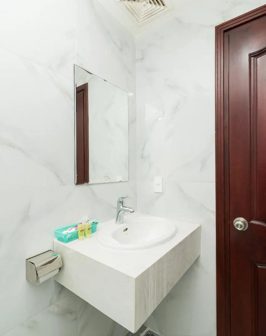 Oyo 176 374 Hotel Να Τρανγκ Βιετνάμ