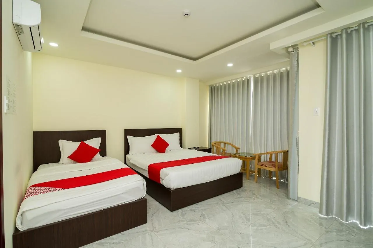Oyo 176 374 Hotel Να Τρανγκ
