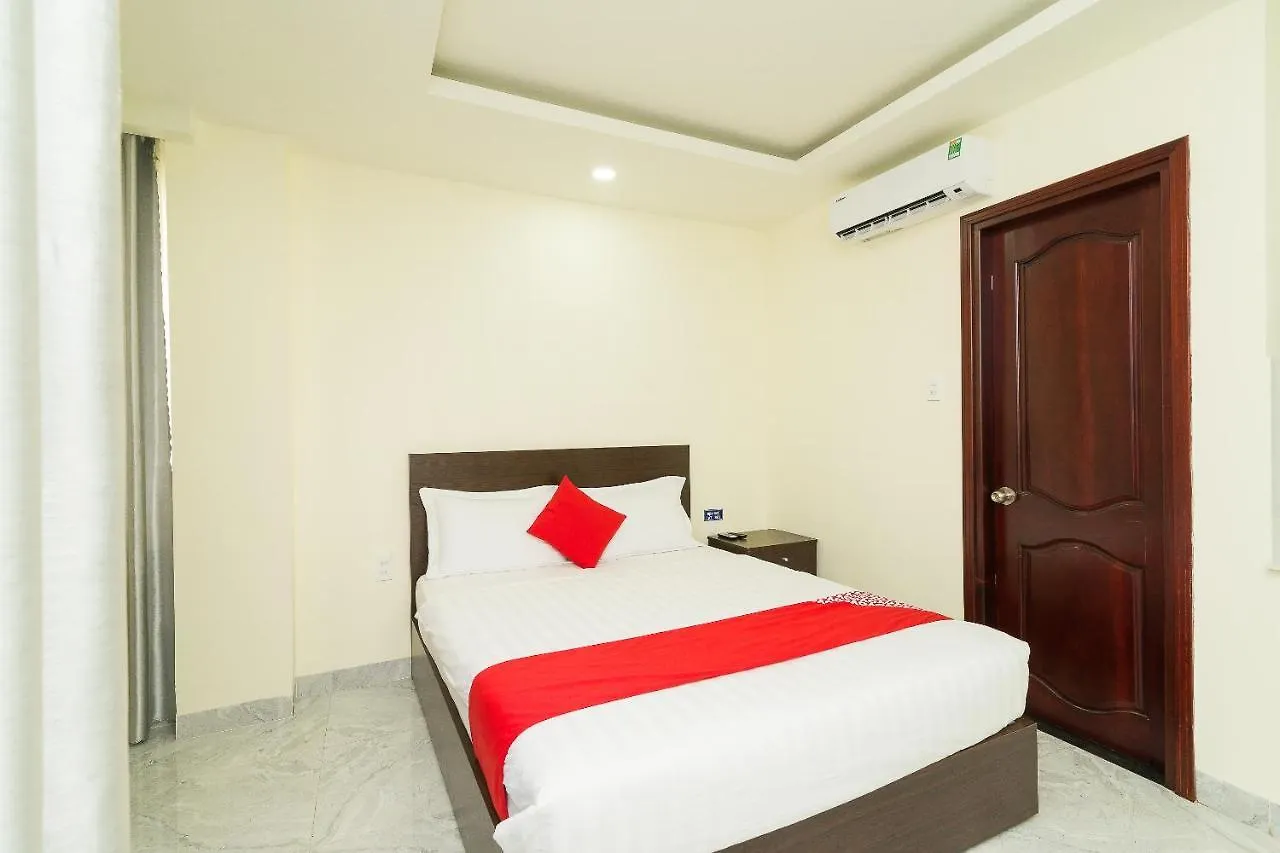Oyo 176 374 Hotel Να Τρανγκ