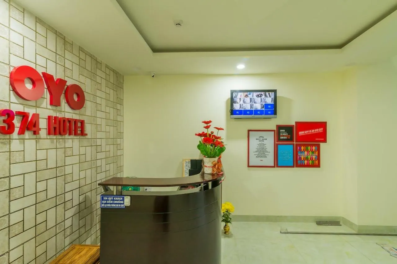 Oyo 176 374 Hotel Να Τρανγκ 2*,