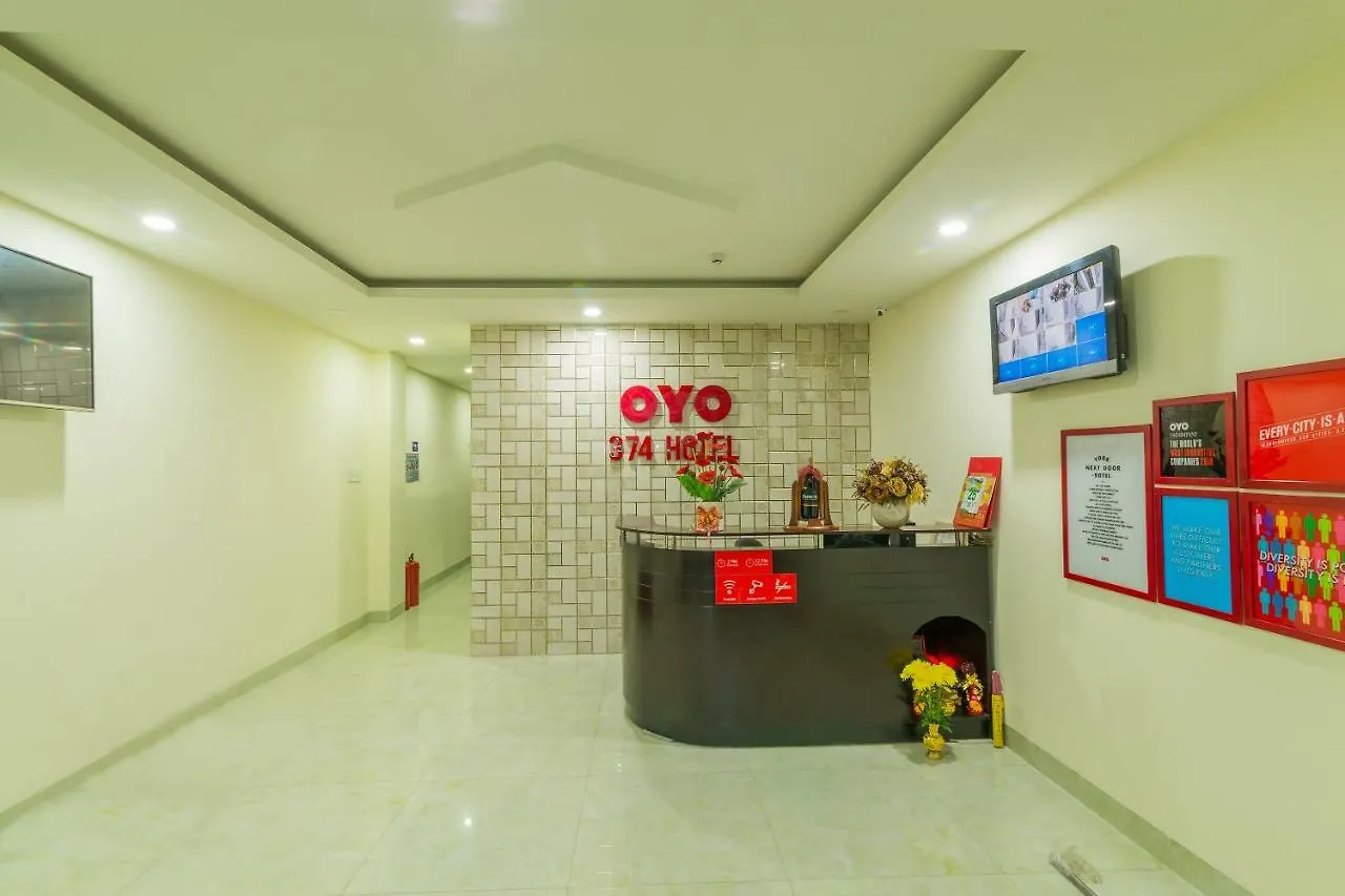 Oyo 176 374 Hotel Να Τρανγκ